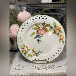 Vintage Brunelli Tiffany white ceramic lattice edge plate hand paint fruit Italy